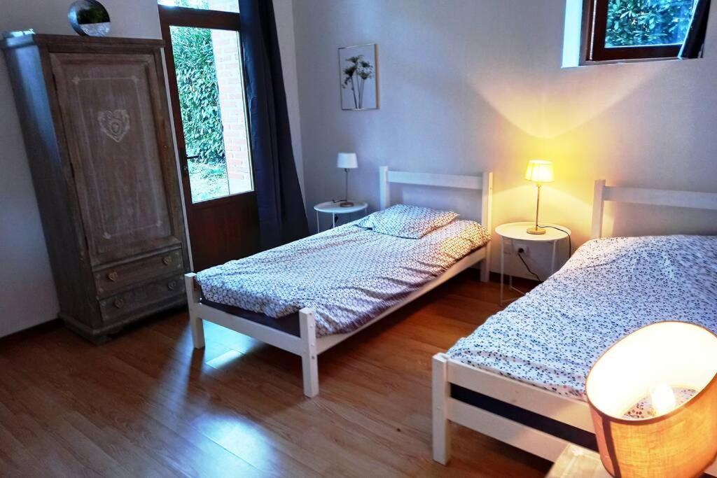 Suite Dans Le Jardin Du Chateau Agonges Экстерьер фото